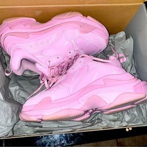 Baby pink Balenciaga